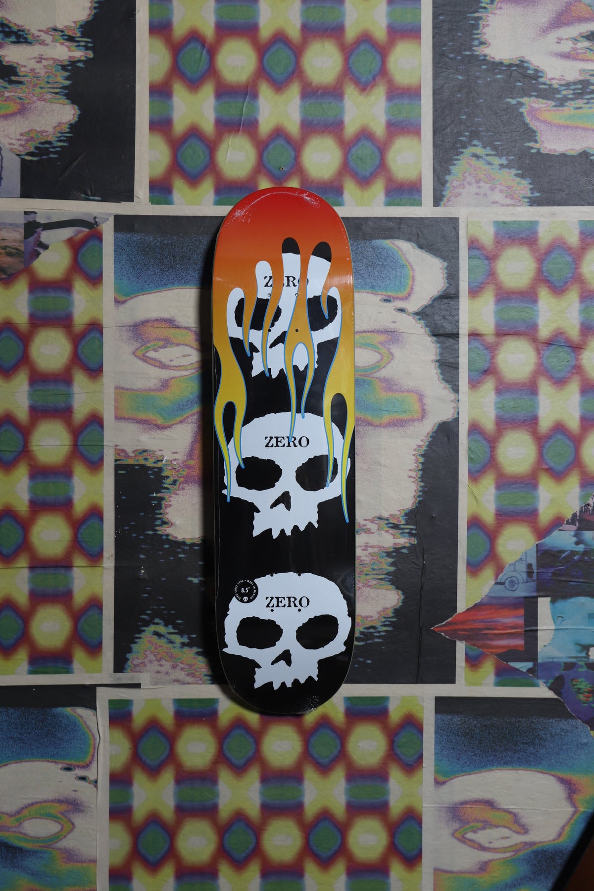 Zero “3 Flame Skulls” Deck 8.5