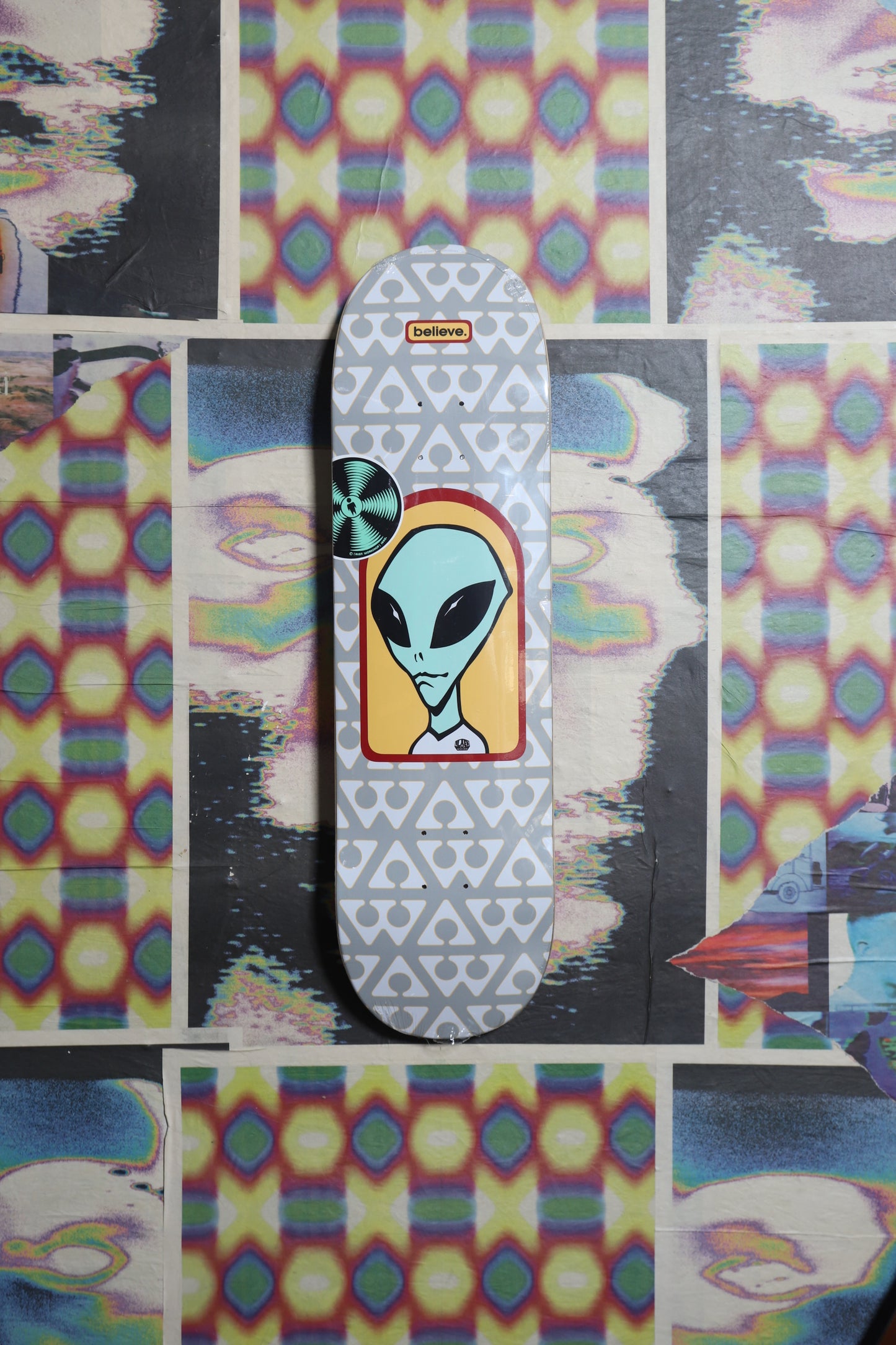 Alien Workshop “Belive” Deck 8.6 (Grey)