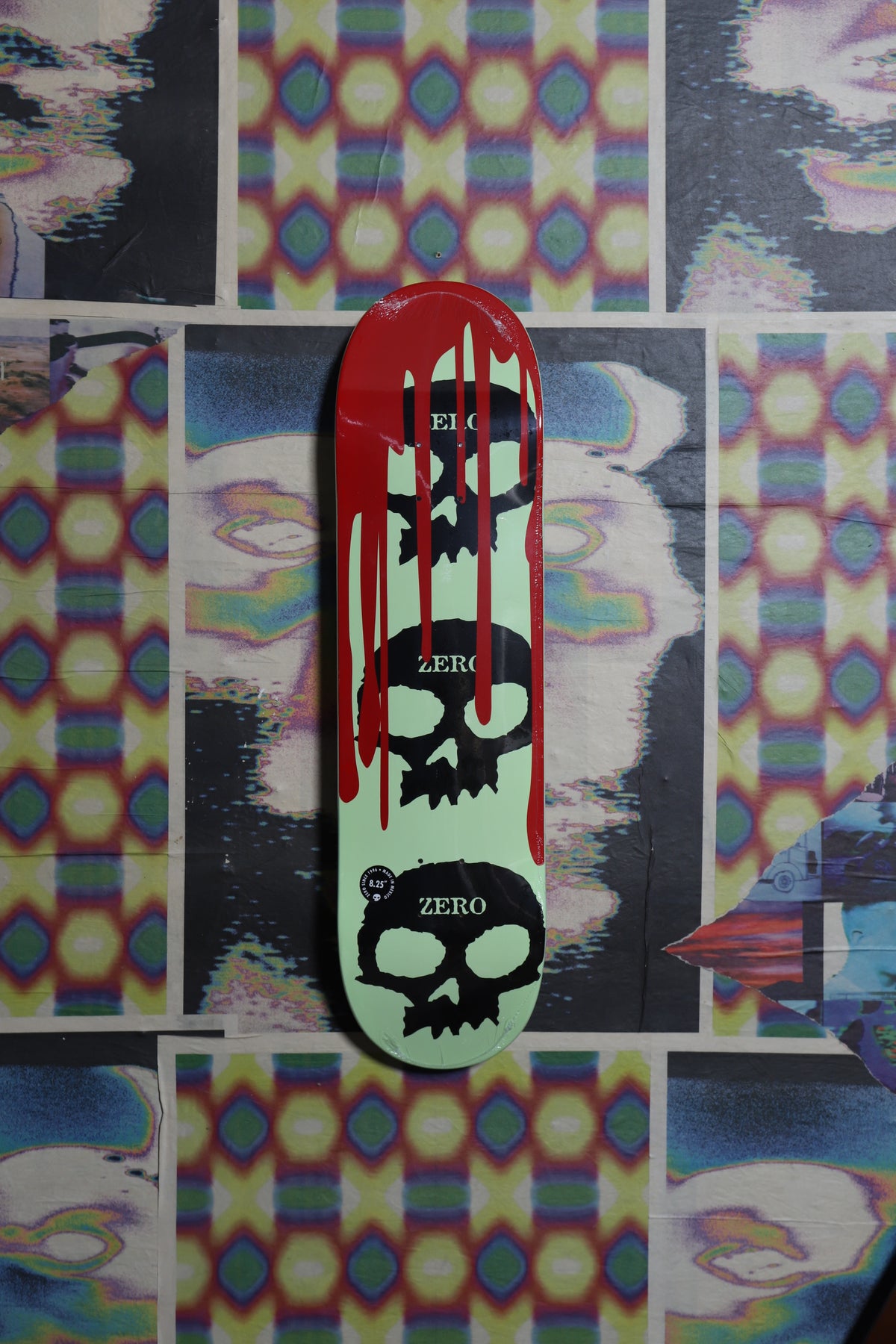 Zero “3 Skulls” Deck 8.25 (Glow in the Dark)