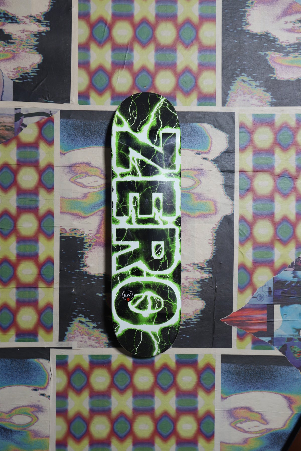 Zero “Lightning” Deck 8.25 (Glow in the Dark) 30th