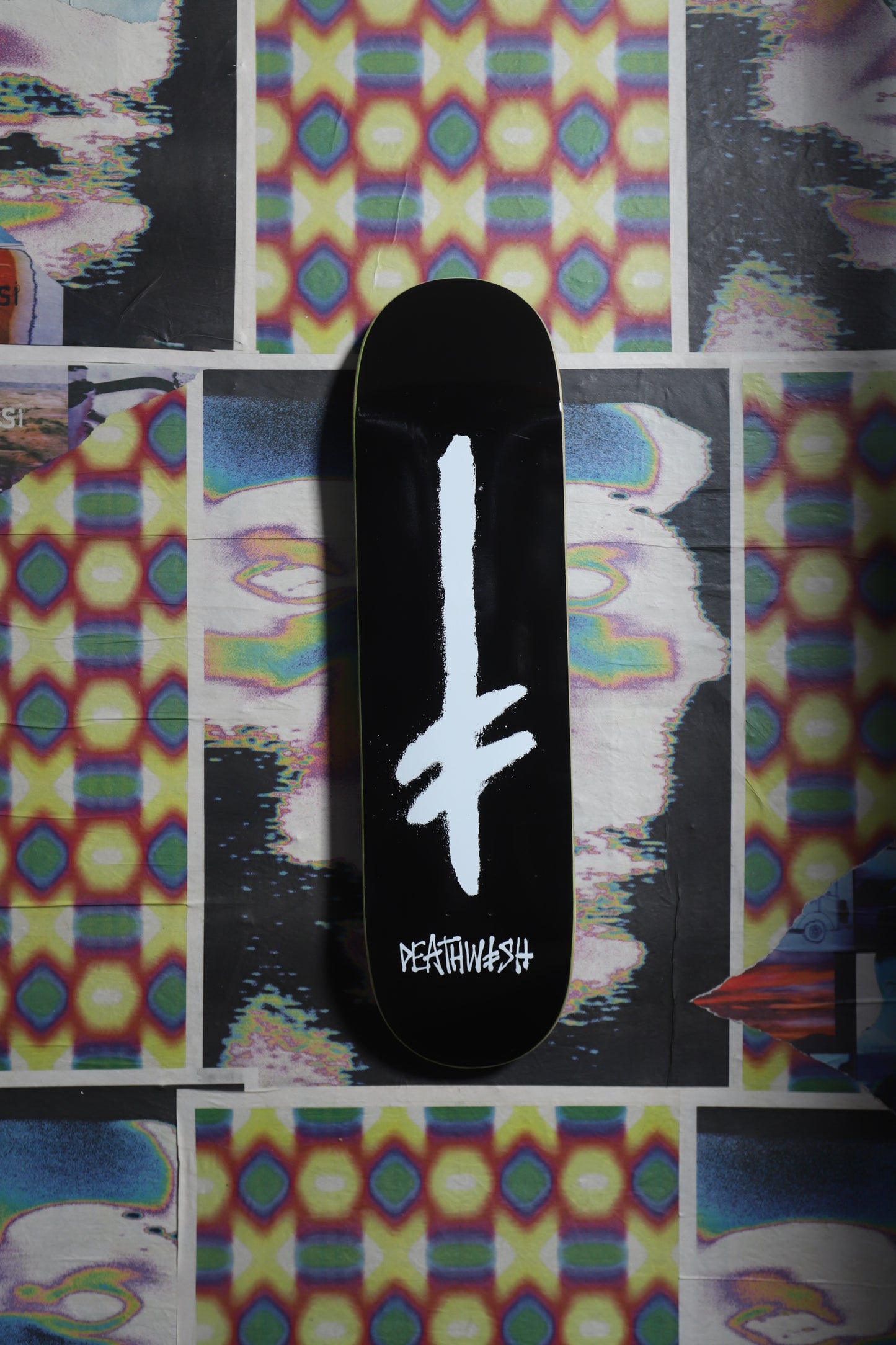 Deathwish Gangspray “White” Deck 8.25