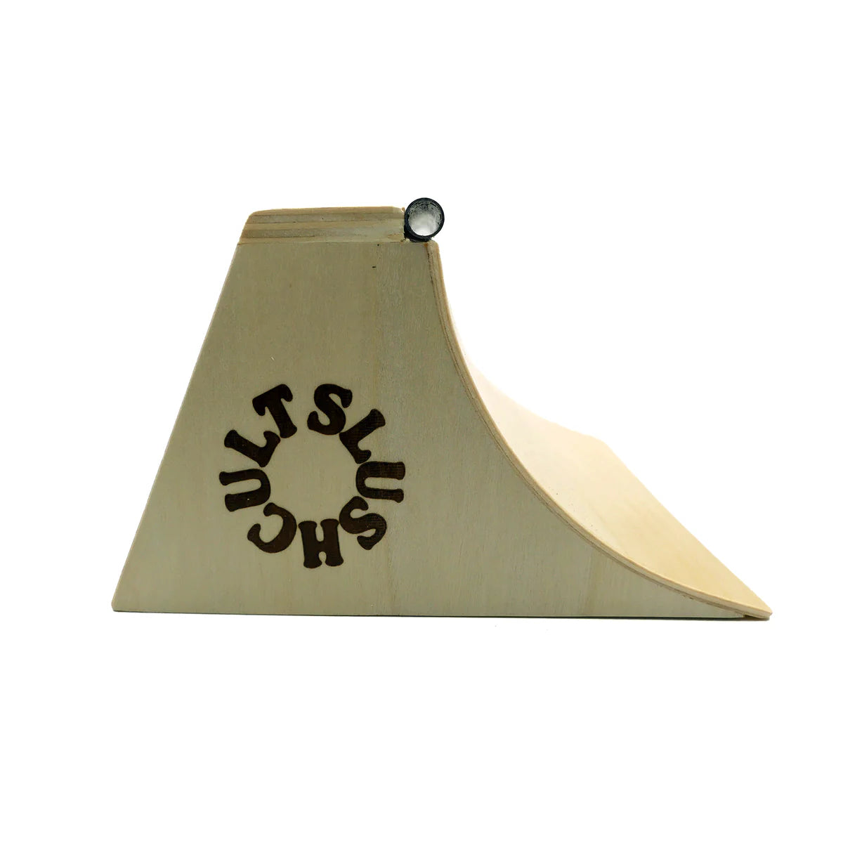 Slushcult “Quarter Pipe” Fingerboard Obstacle