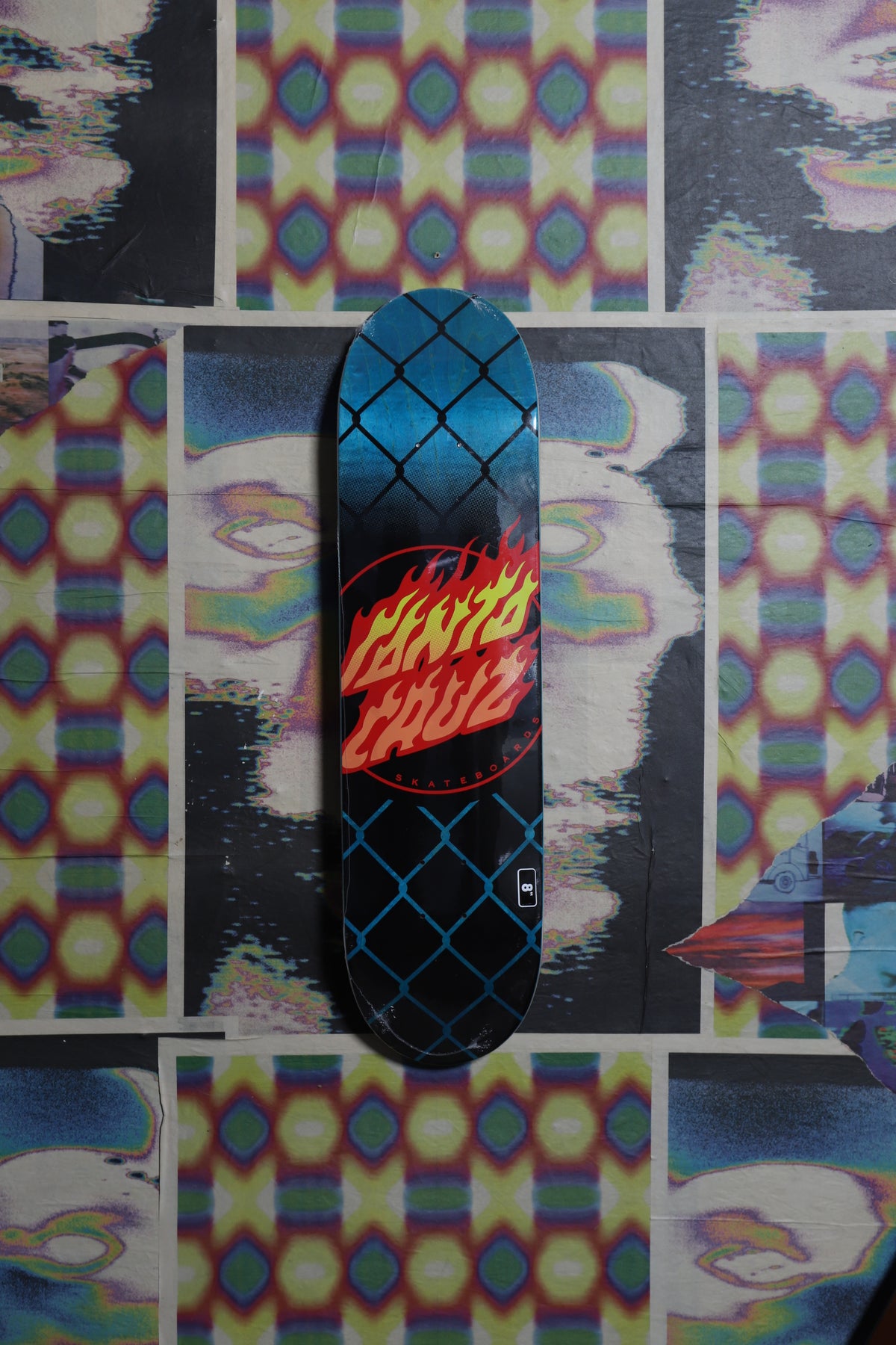 Santa Cruz “Flame Dot Chain” (Blue) Deck 8.0
