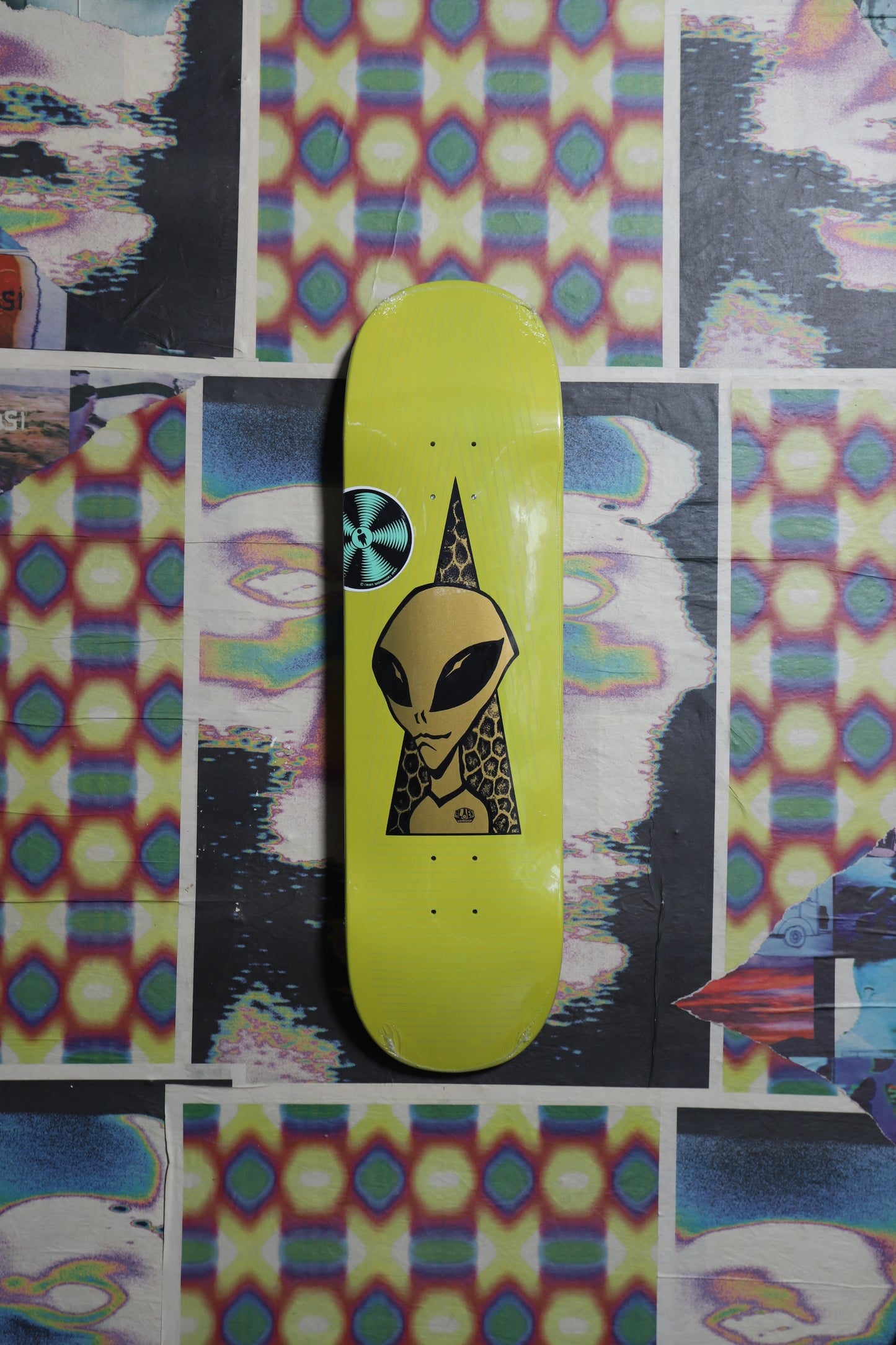 Alien Workshop “Visitor” Popson Deck 8.75