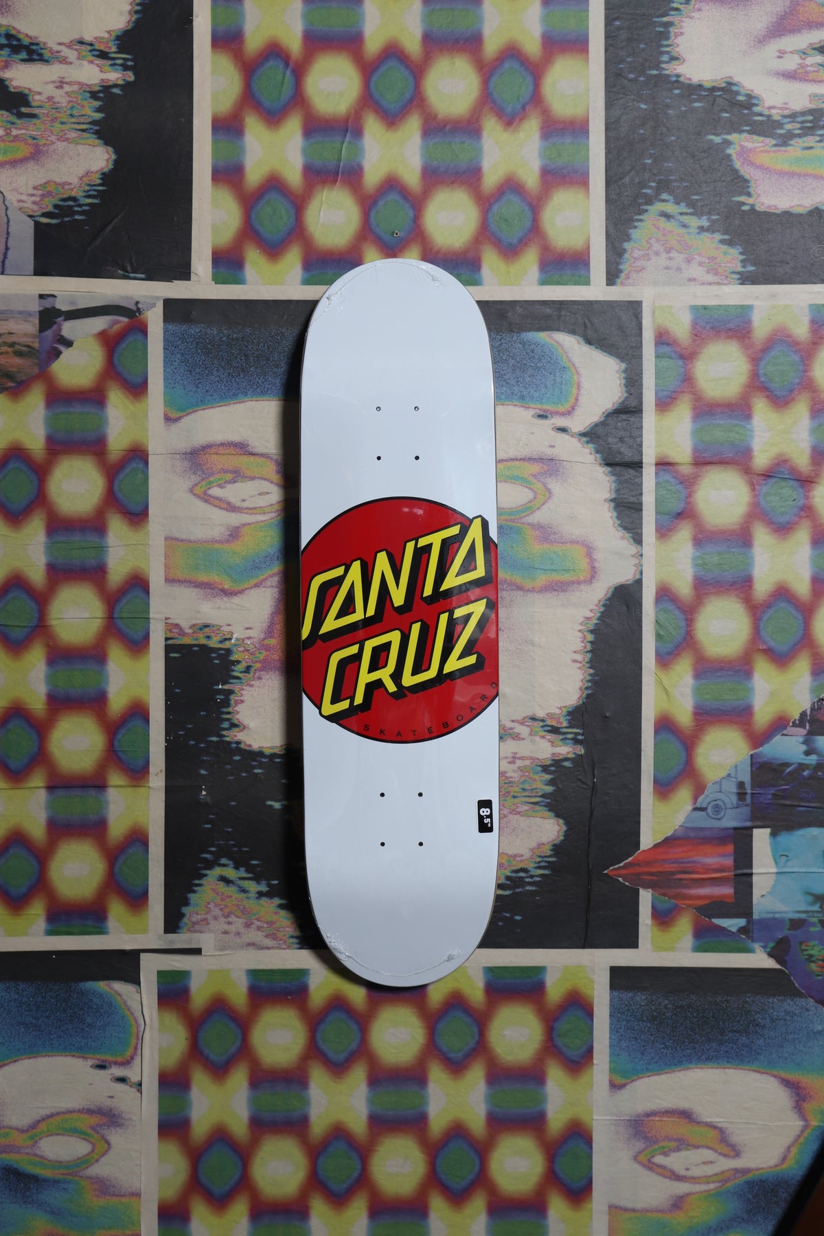 Santa Cruz “Dot” (White) Deck 8.5
