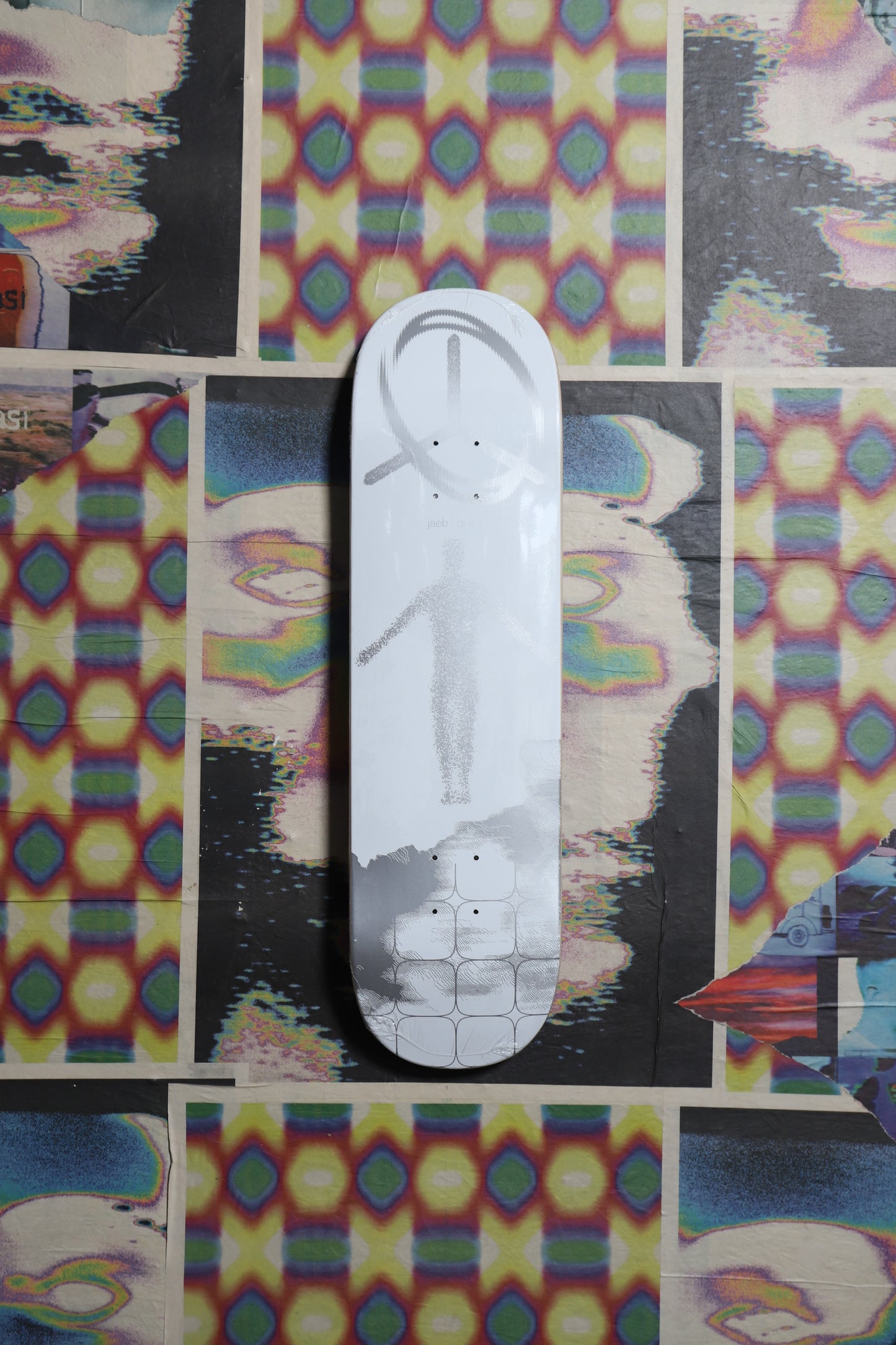 Quasi Jaeb “Debut” Deck 8.5 (White)