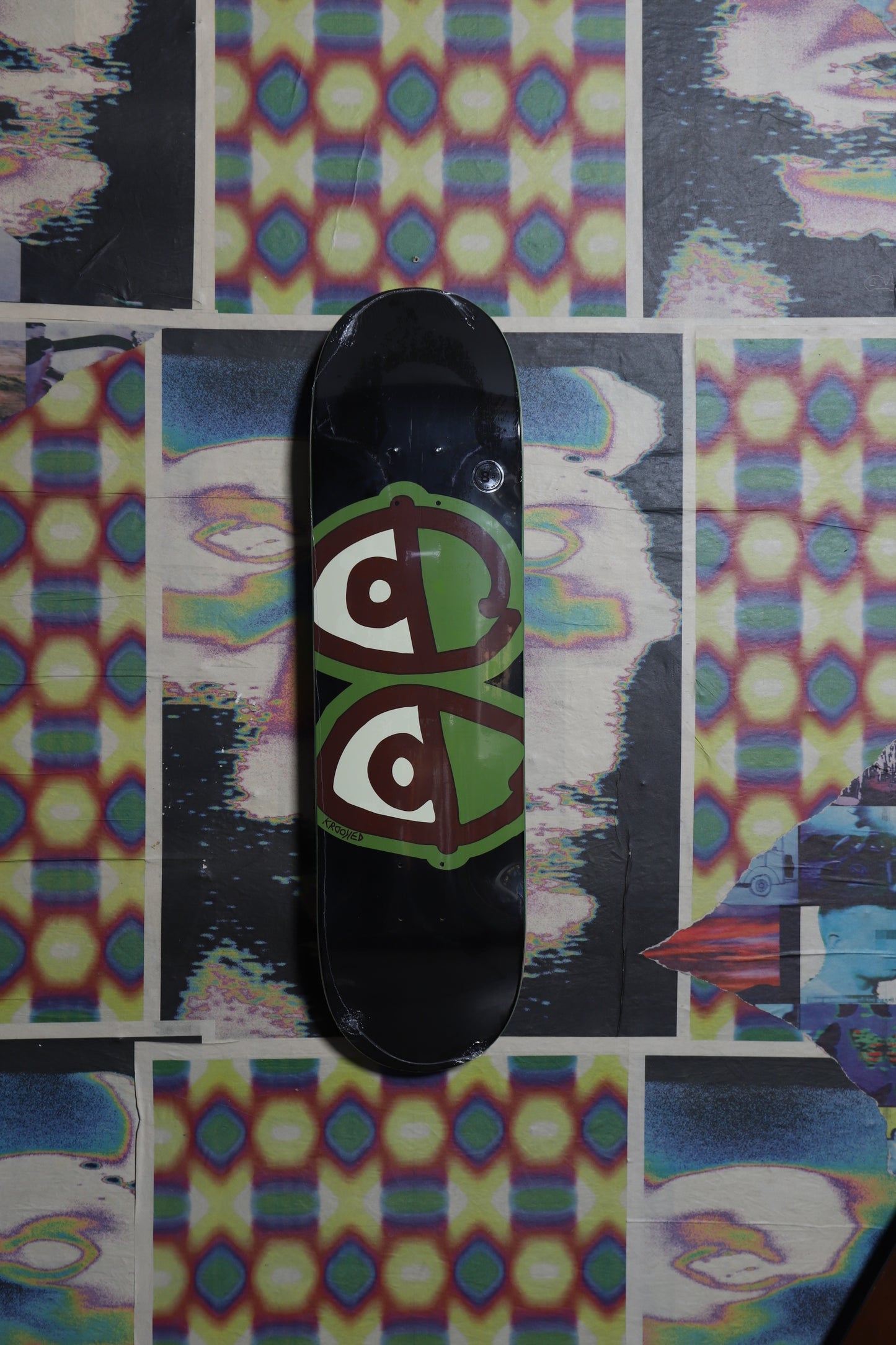 Krooked “Eyes” (Black) Deck 8.5