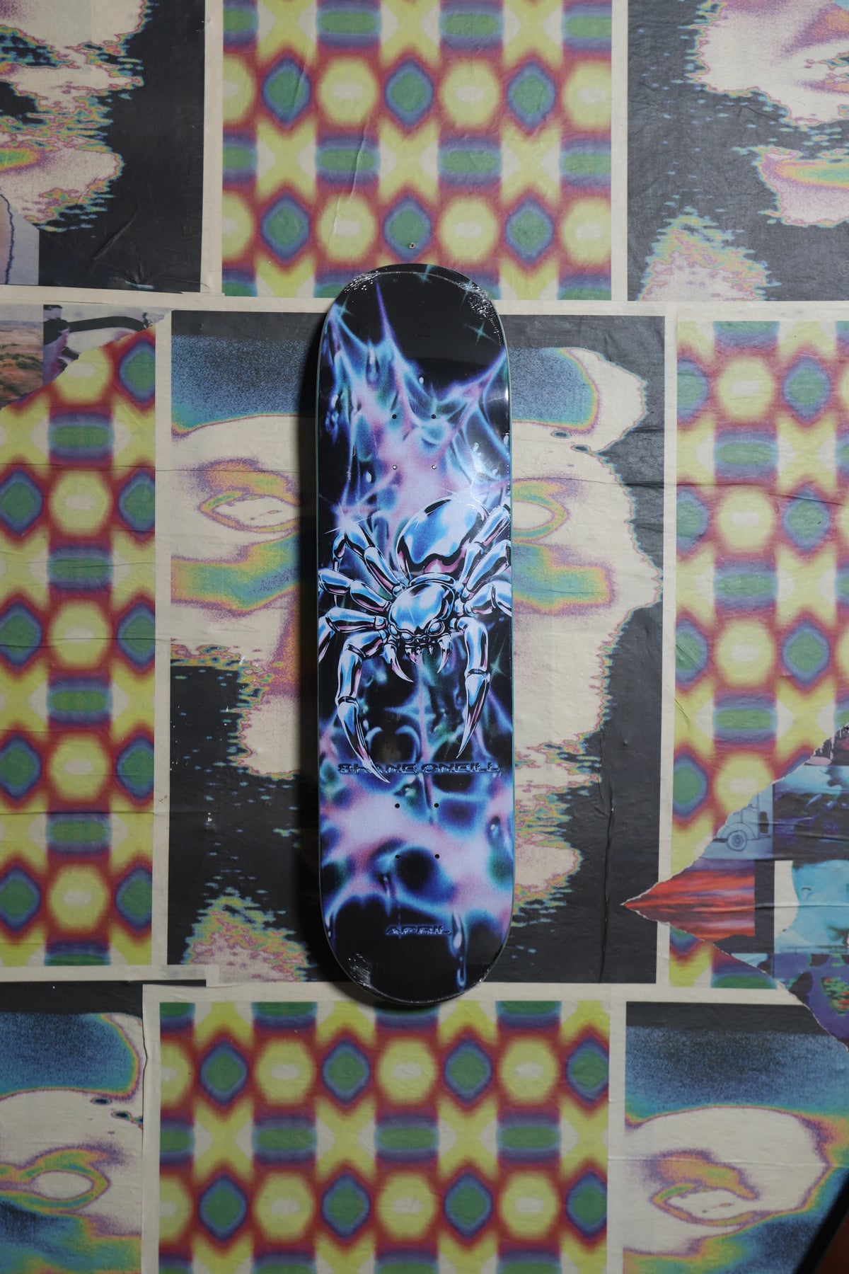 April “Sharp” Deck 8.125 (O’Neill)