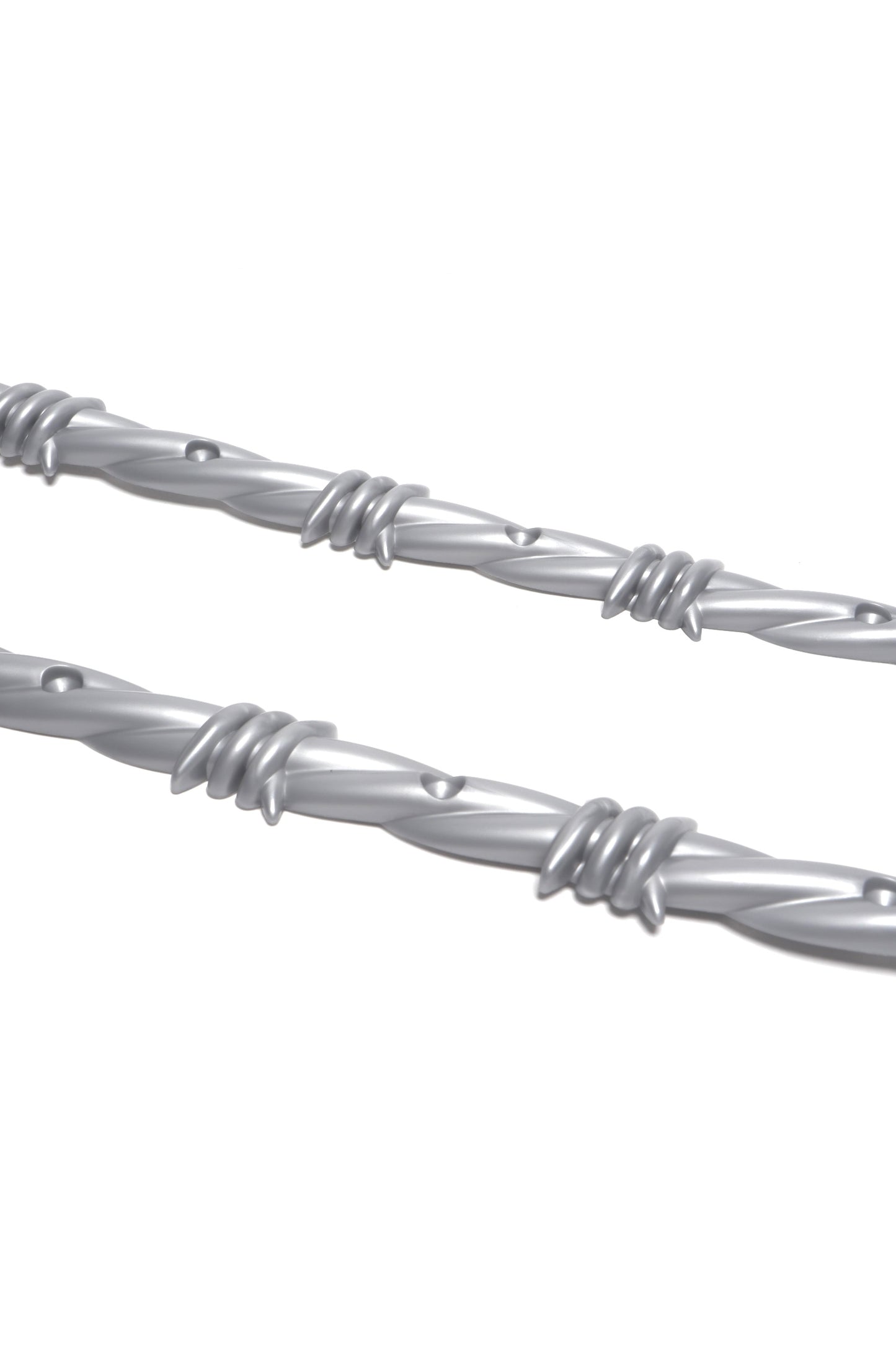 Opera Barbwire Rails