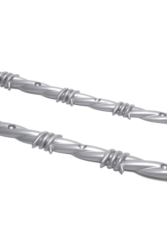 Opera Barbwire Rails
