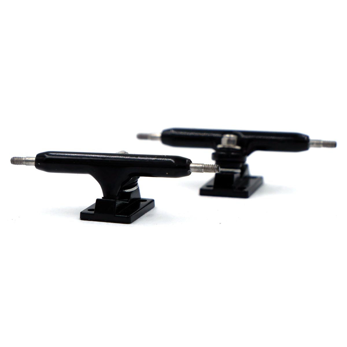 Slushcult Those “Black” Fingerboard Trucks V2