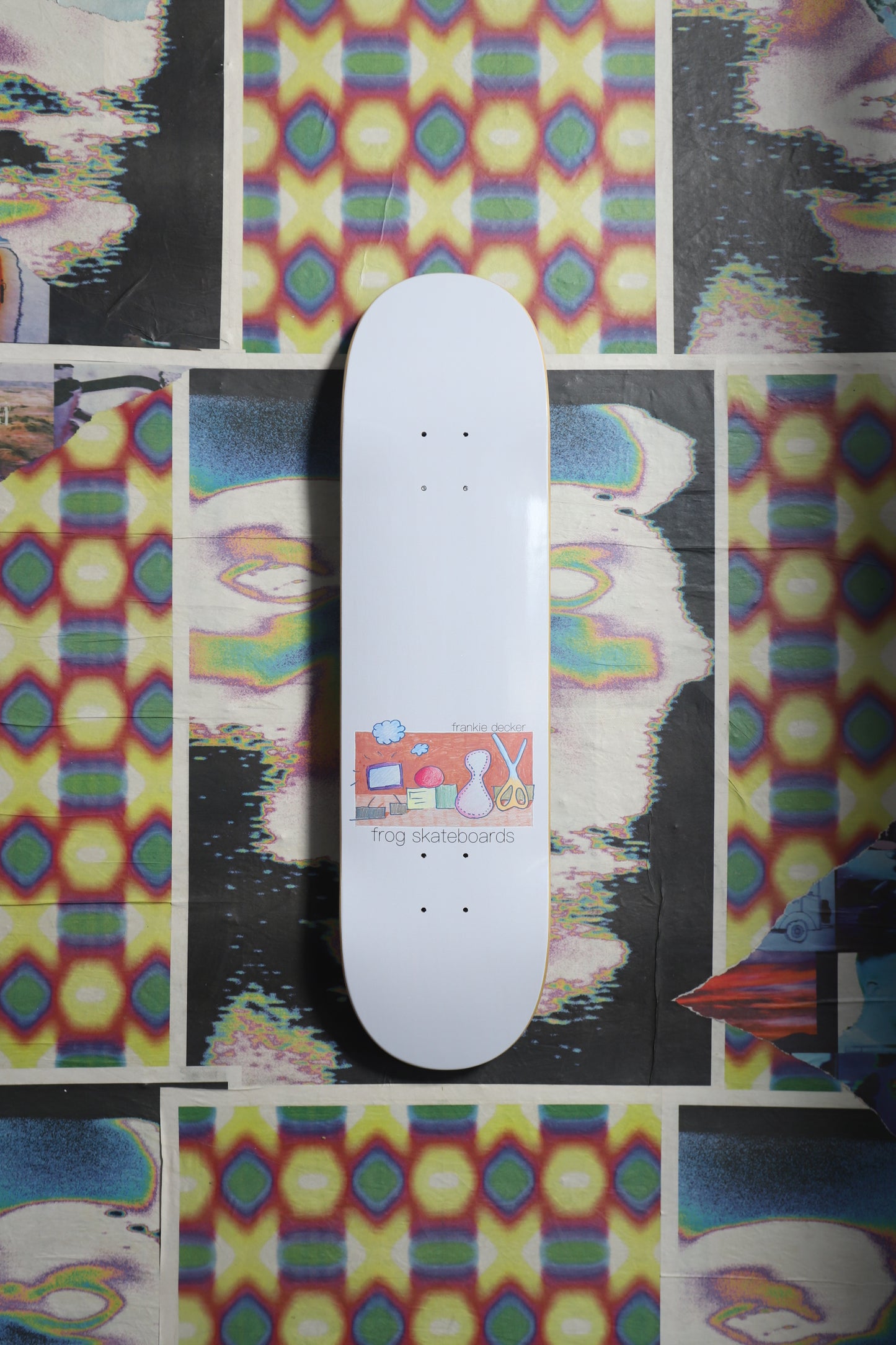 Frog Decker Desk Deck 8.25