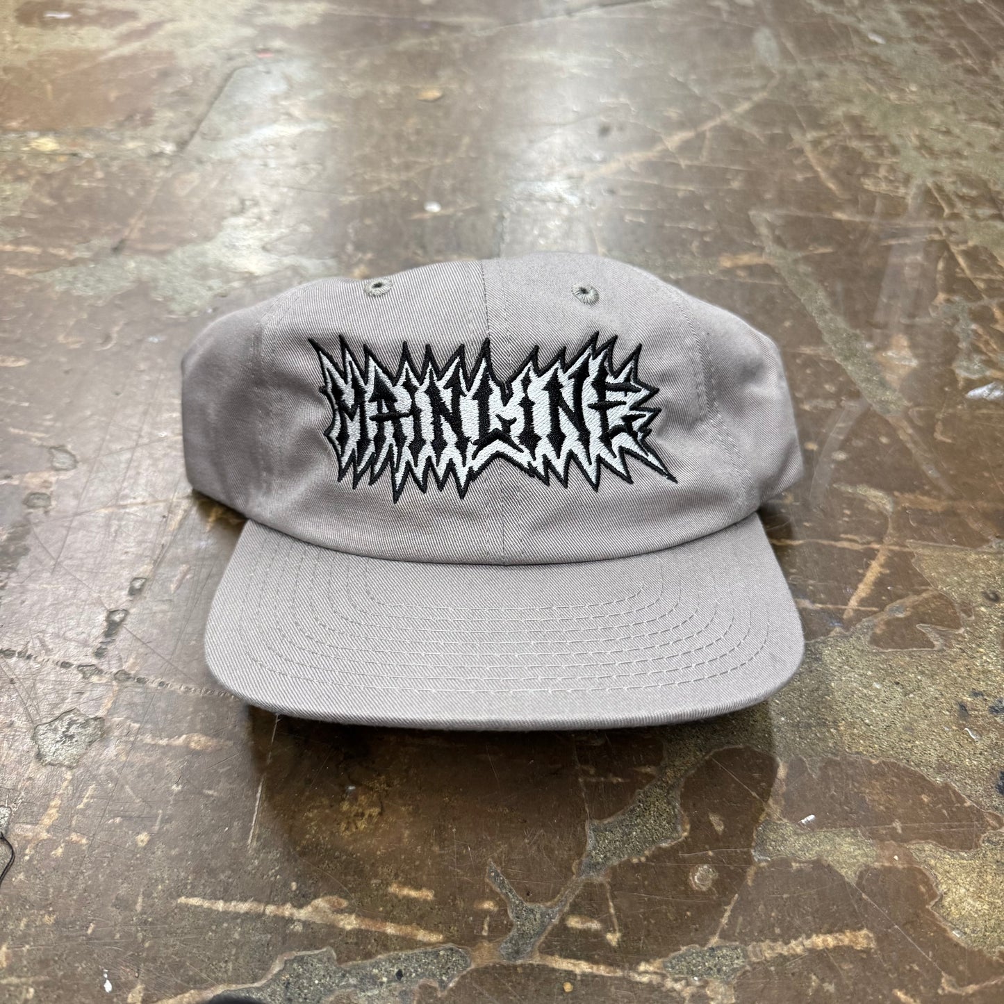 SPIKES HAT (Grey) strap back